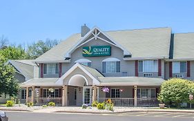 Quality Inn East Troy Wi 2*